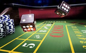 Basketball live betting interface on mobile phone showing in-play odds and settlement timer
