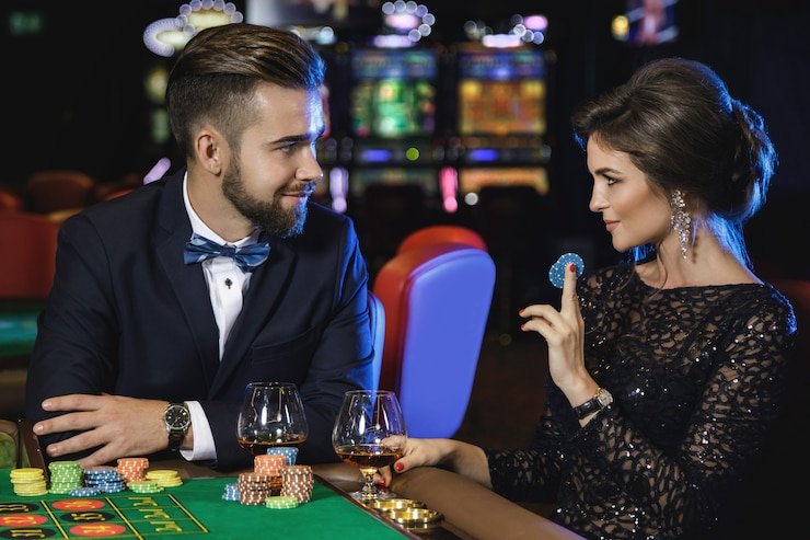 Hood vs Wolf live dealer table on erek 23 mobile app showing multi-camera feed and betting interface